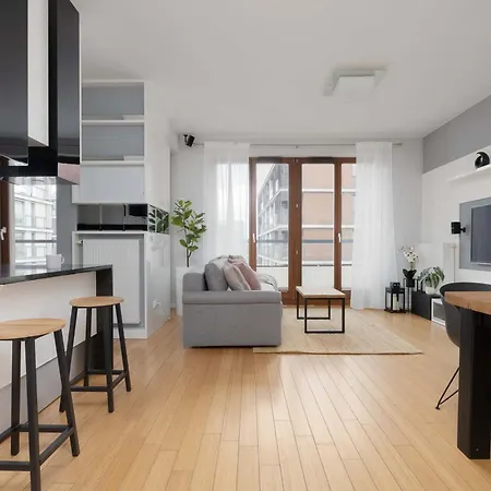 Big Family For 8 People With Garage And Balcony By Renters شقة