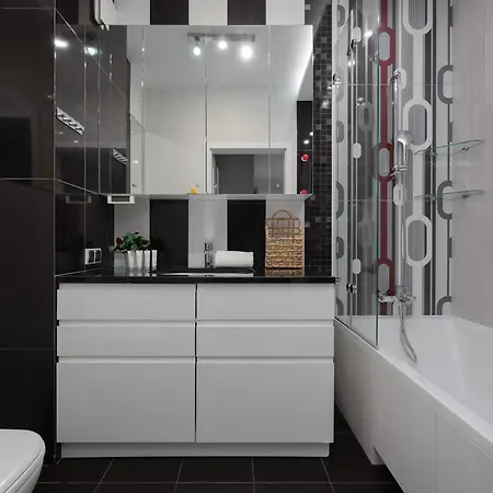 Big Family For 8 People With Garage And Balcony By Renters * ורשה